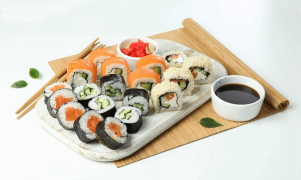 Roll & Roll Sushi Class